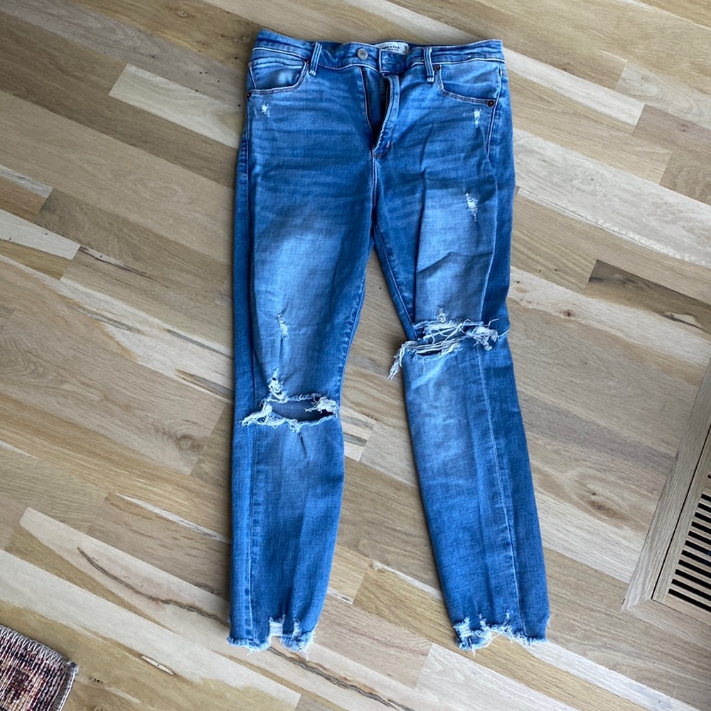 Abercrombie High Rise Super Skinny Jean